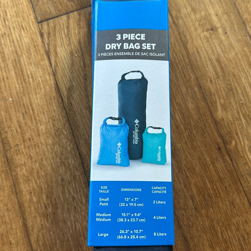 NWT. Columbia 3-piece Dry Bag Set